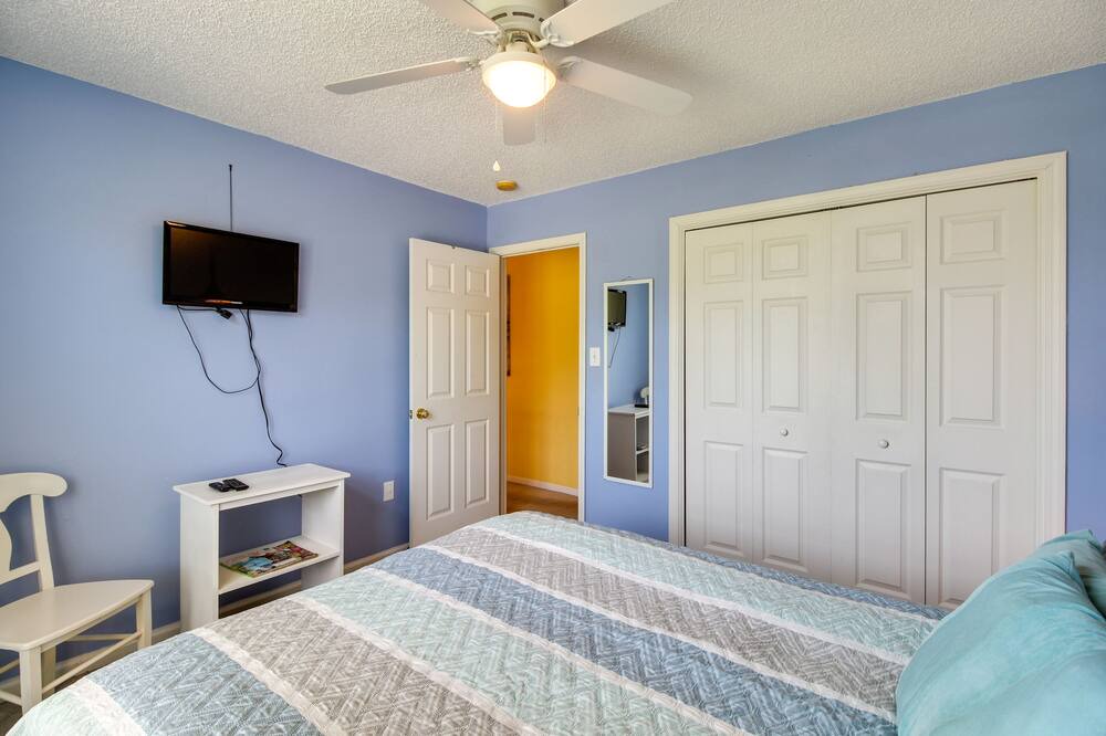 Photo of Bedroom in Richmond Hill