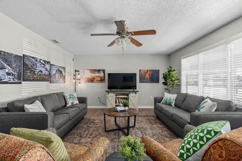 Photo of Livingroom in Vidalia