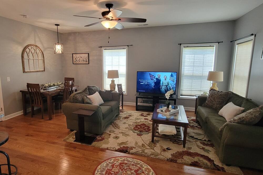 Photo of Livingroom in Sumter County