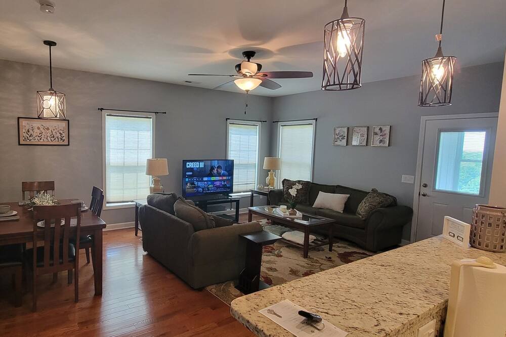 Photo of Livingroom in Sumter County