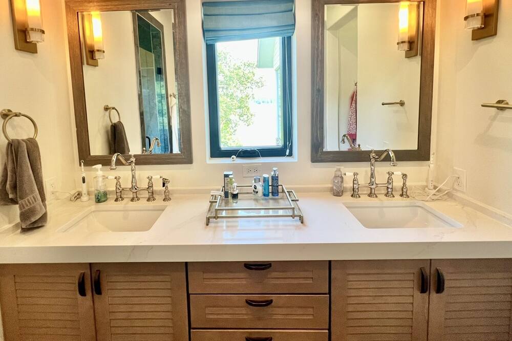Photo of Bathroom in Anderson