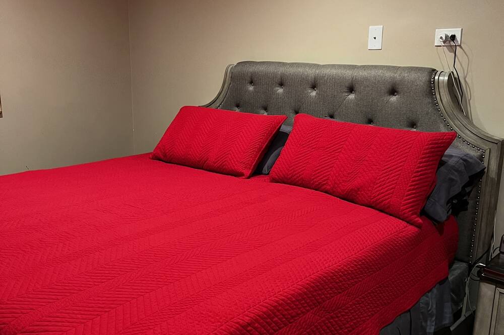 Photo of Bedroom in Surfside Beach