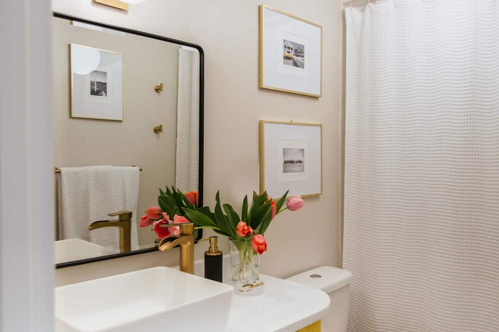 Photo of Bathroom in Athens