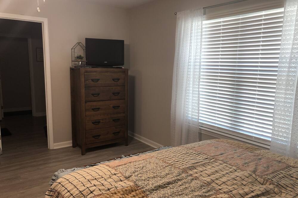 Photo of Bedroom in Statesboro