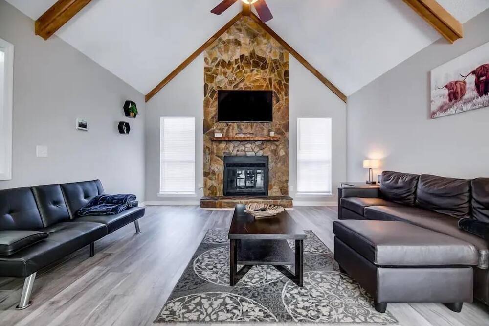 Photo of Livingroom in Hinesville
