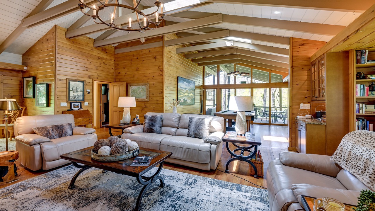 Photo of Livingroom in Glenville