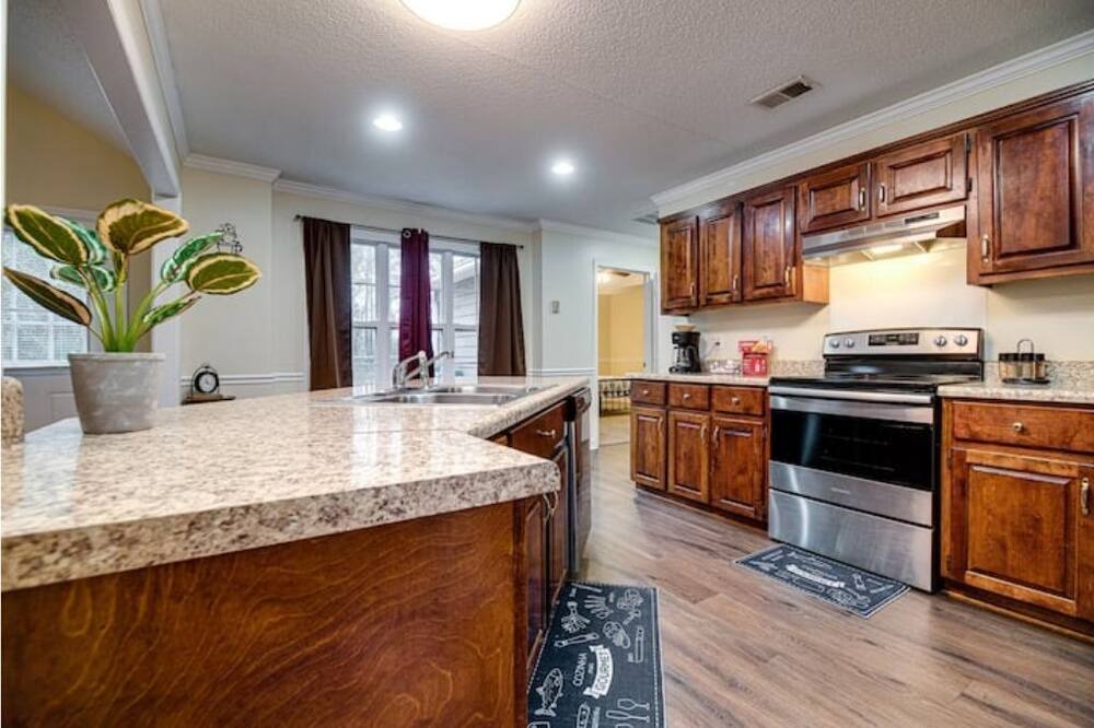 Photo of Kitchen in Hinesville