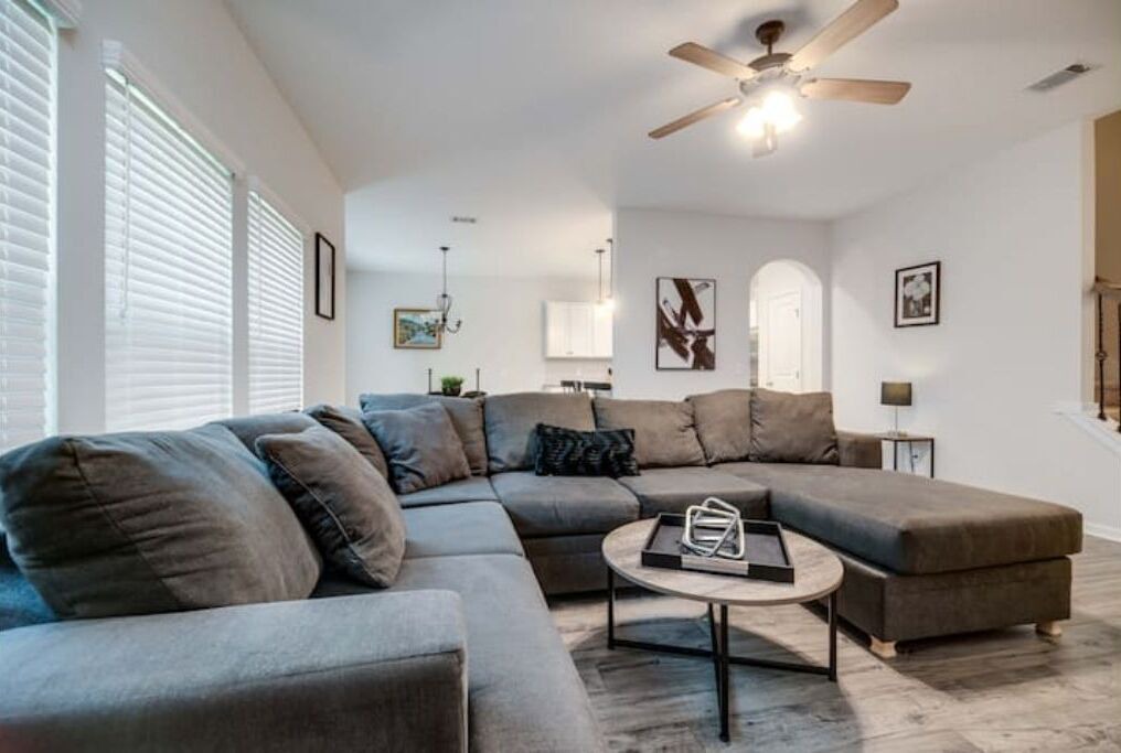 Photo of Livingroom in Flemington