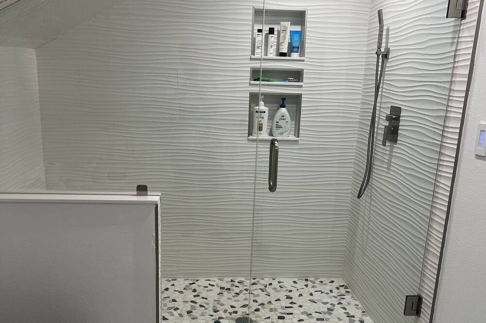 Photo of Bathroom in Grant-Valkaria