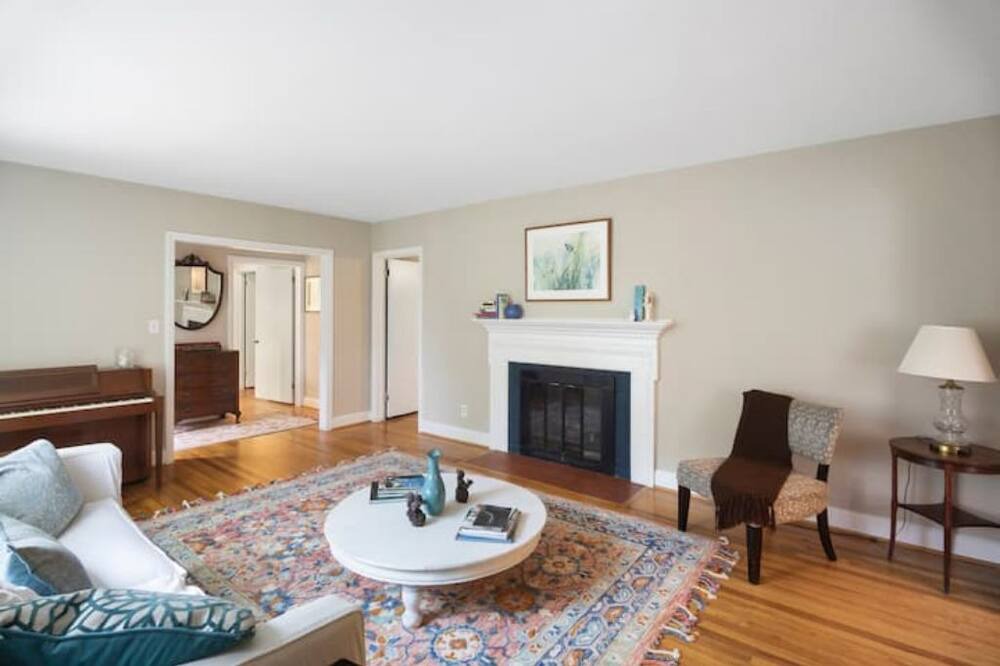 Photo of Livingroom in Aiken