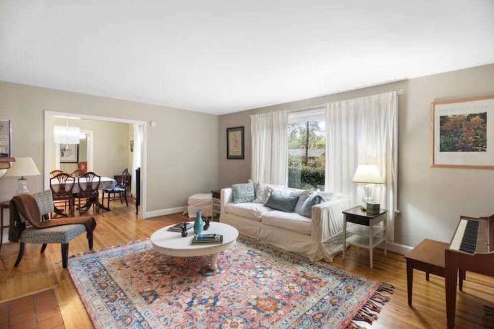Photo of Livingroom in Aiken