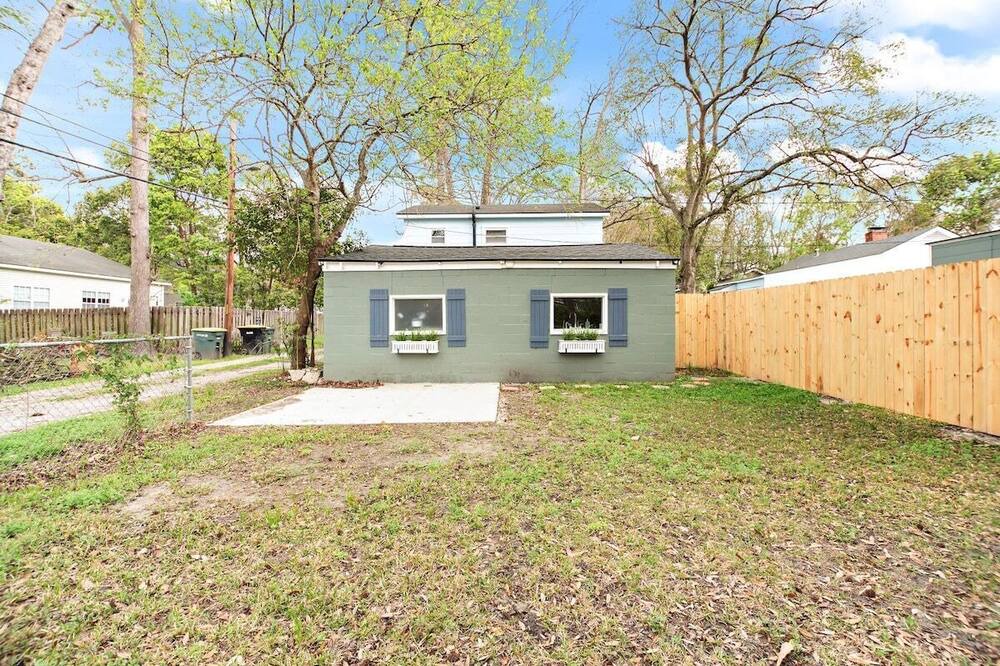 Photo of Outdoor in Midtown