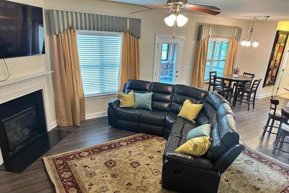Photo of Livingroom in Rolesville