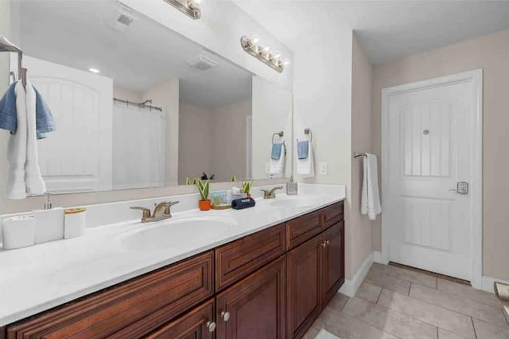 Photo of Bathroom in Socastee
