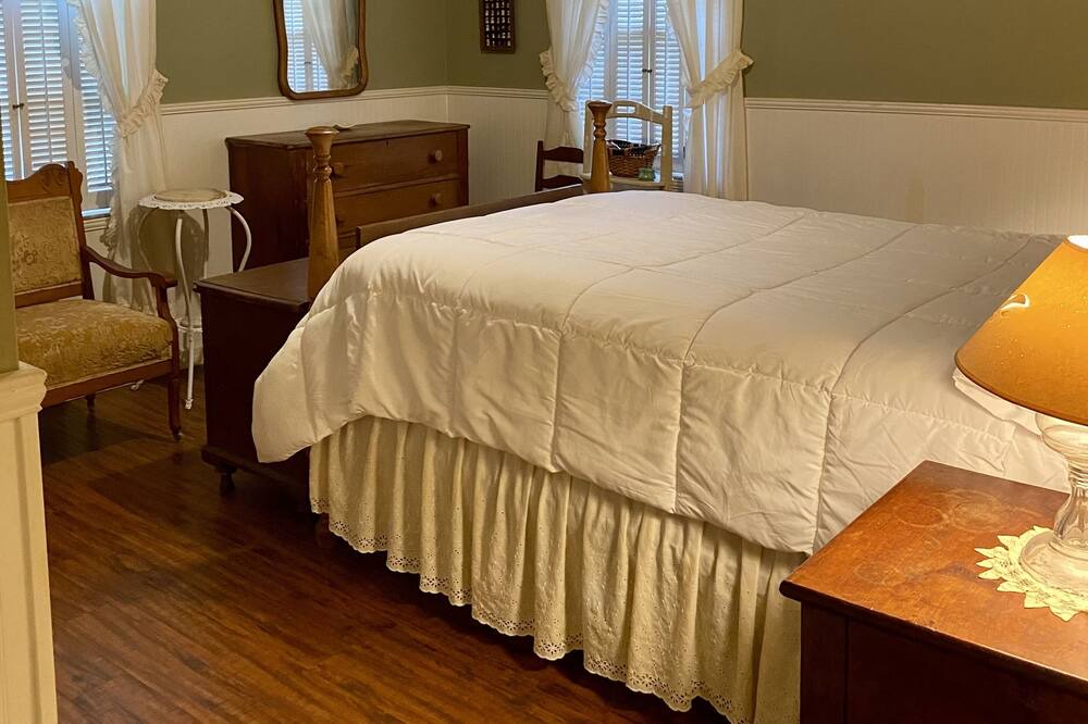 Photo of Bedroom in Floridana Beach