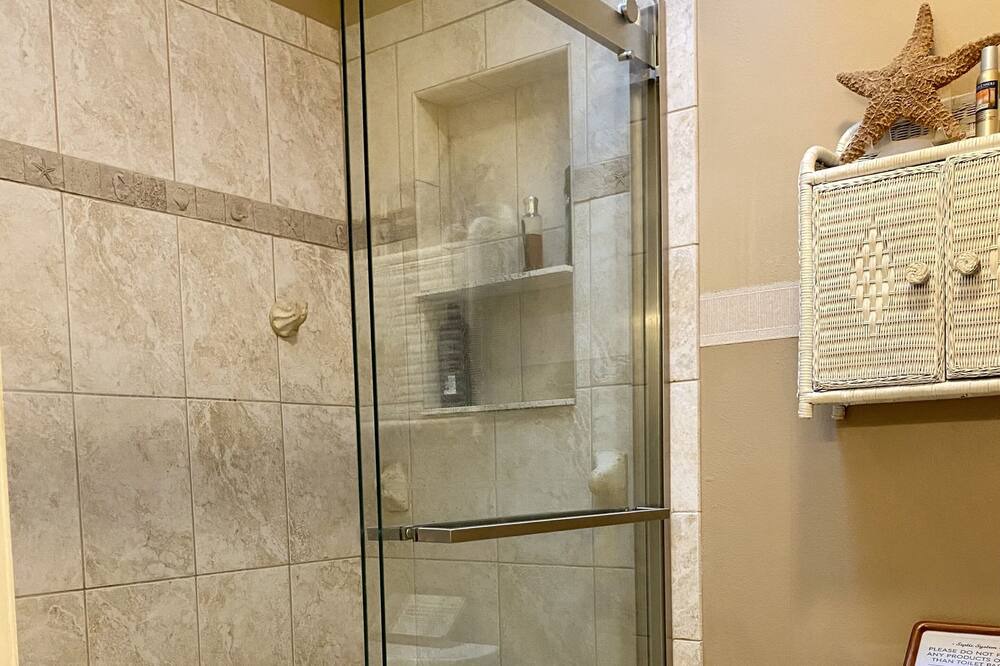 Photo of Bathroom in Floridana Beach