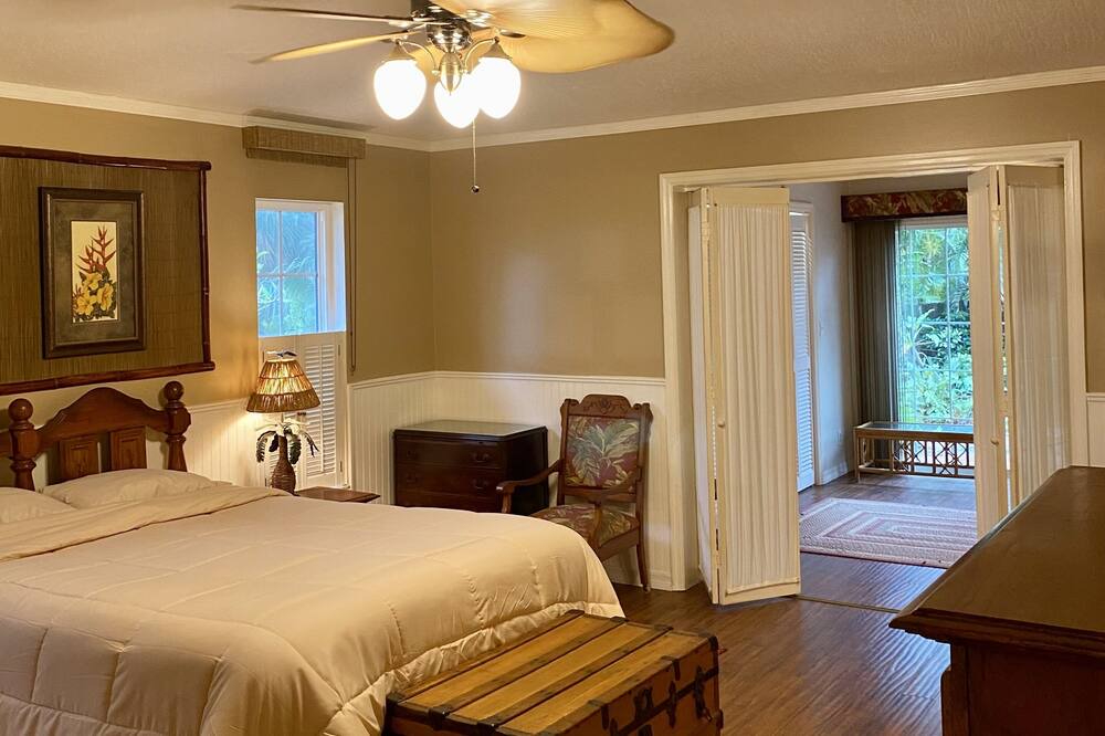 Photo of Bedroom in Floridana Beach