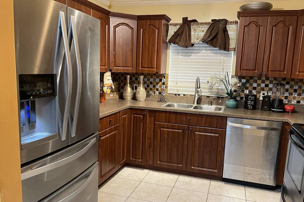 Photo of Kitchen in Valrico