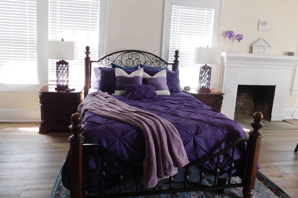 Photo of Bedroom in Summertown