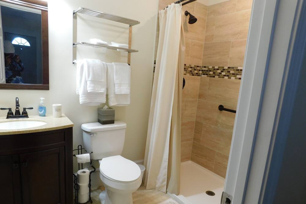 Photo of Bathroom in Summertown