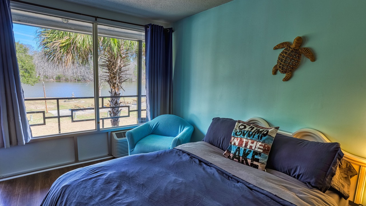 Photo of Bedroom in Eutawville