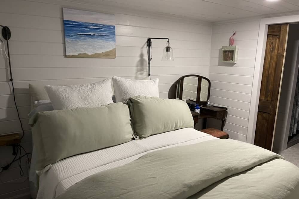Photo of Bedroom in South Carolina Lowcountry