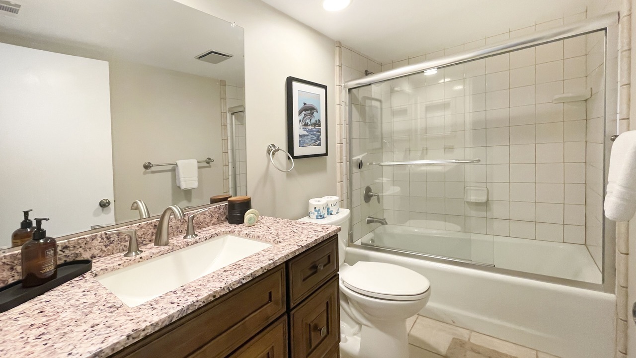 Photo of Bathroom in Beach Lagoon