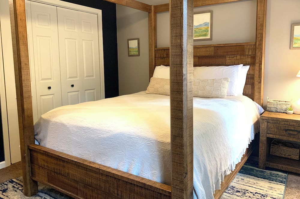 Photo of Bedroom in Watkinsville