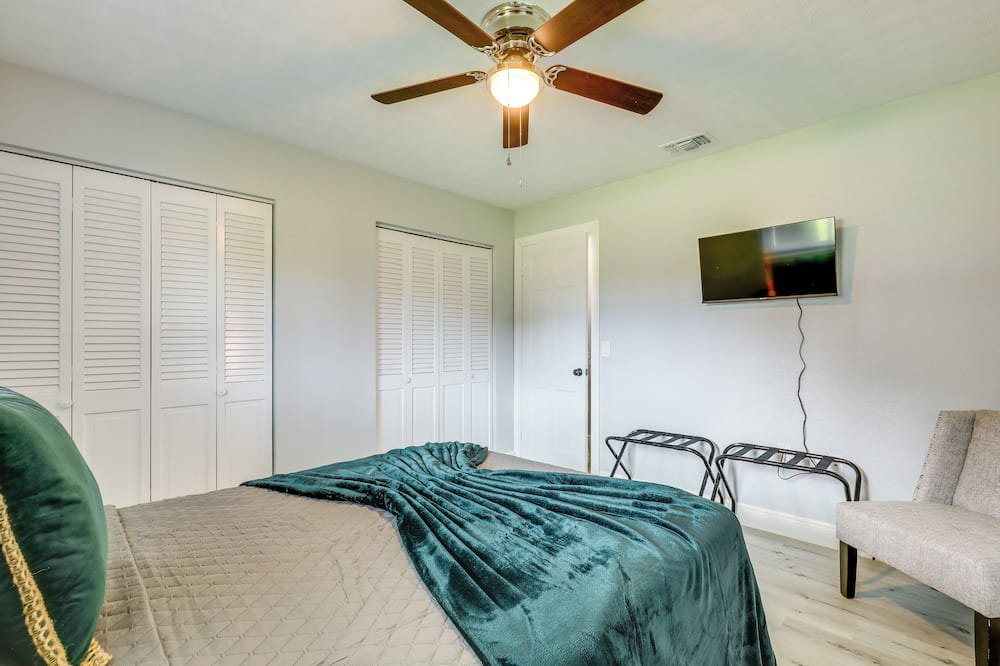 Photo of Bedroom in East County Civic Group