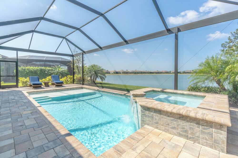 Photo of Outdoor in Naples