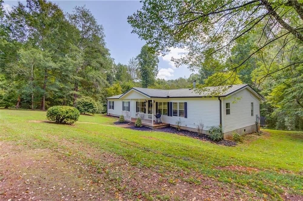 Photo of Outdoor in Winder