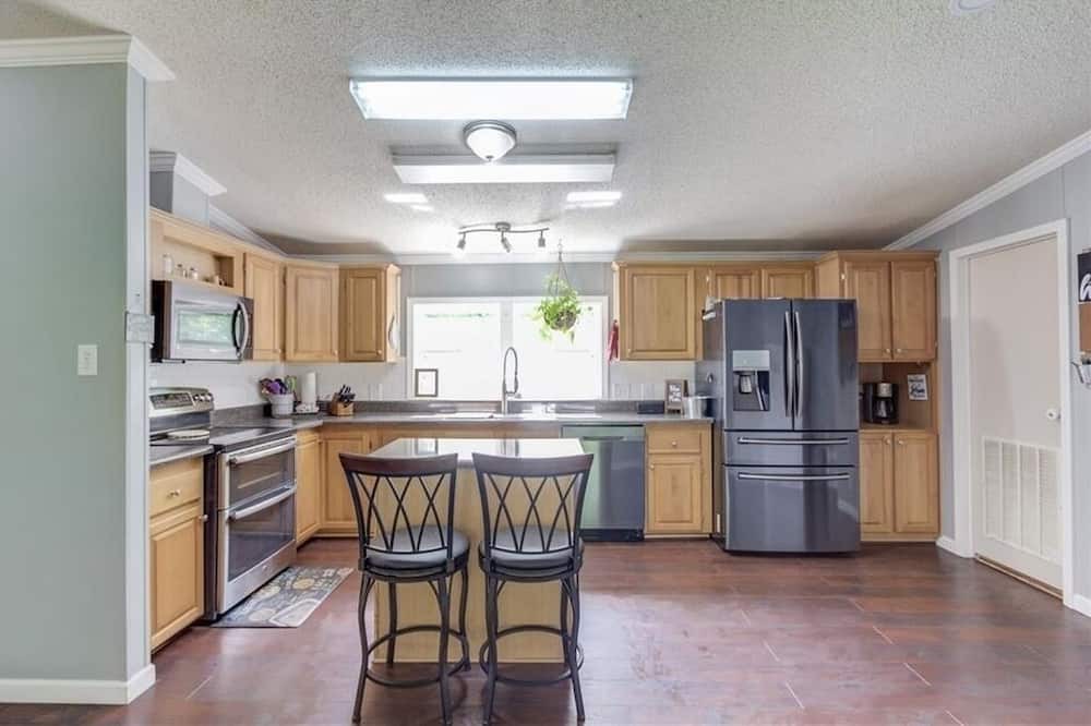 Photo of Kitchen in Winder