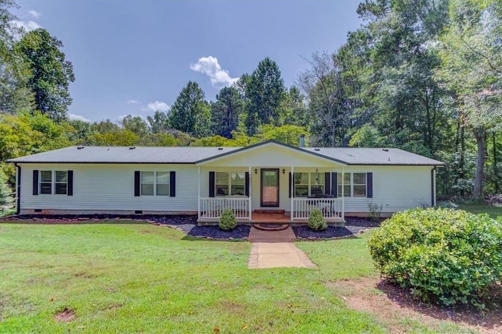 Photo of Outdoor in Winder