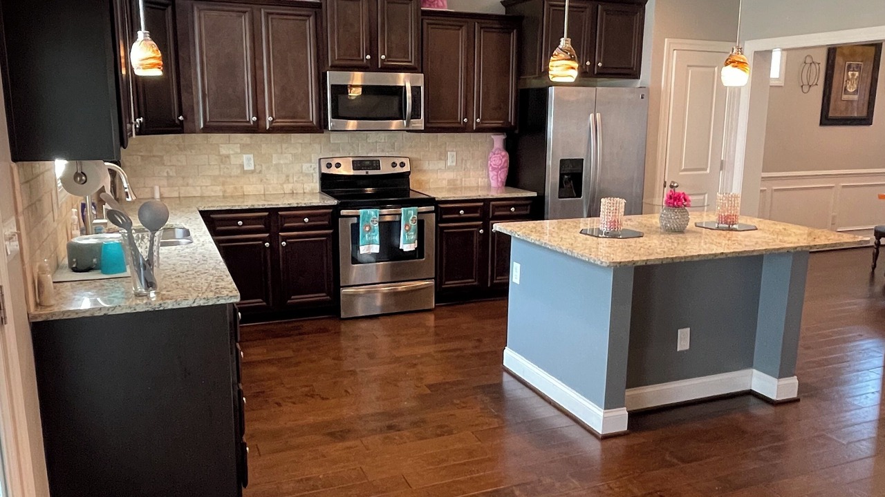 Photo of Kitchen in Elliott
