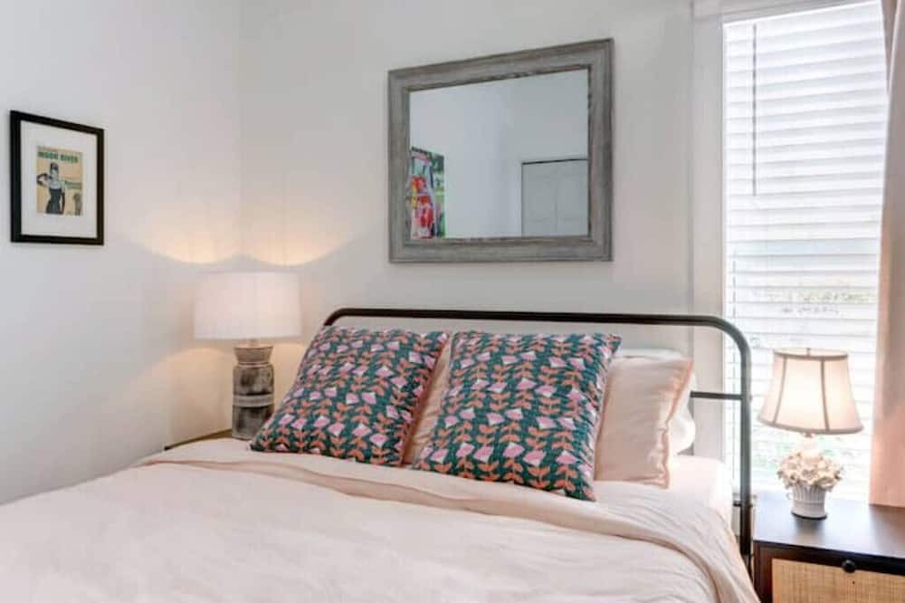 Photo of Bedroom in Thunderbolt