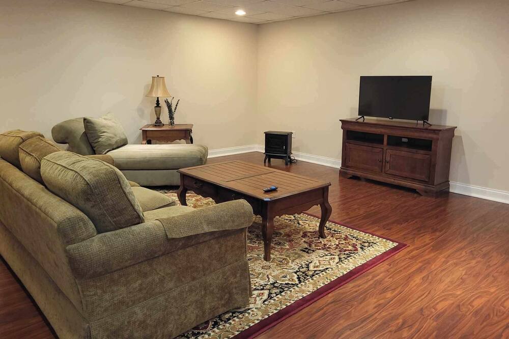 Photo of Livingroom in Jefferson