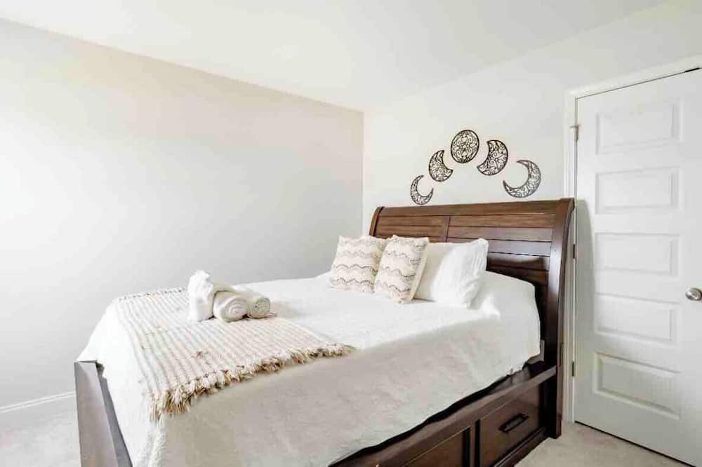 Photo of Bedroom in Selma