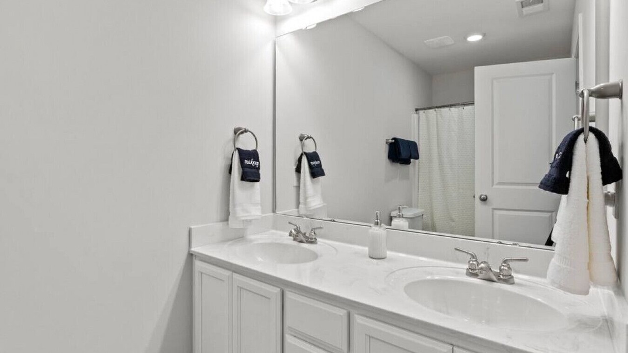 Photo of Bathroom in Taylors