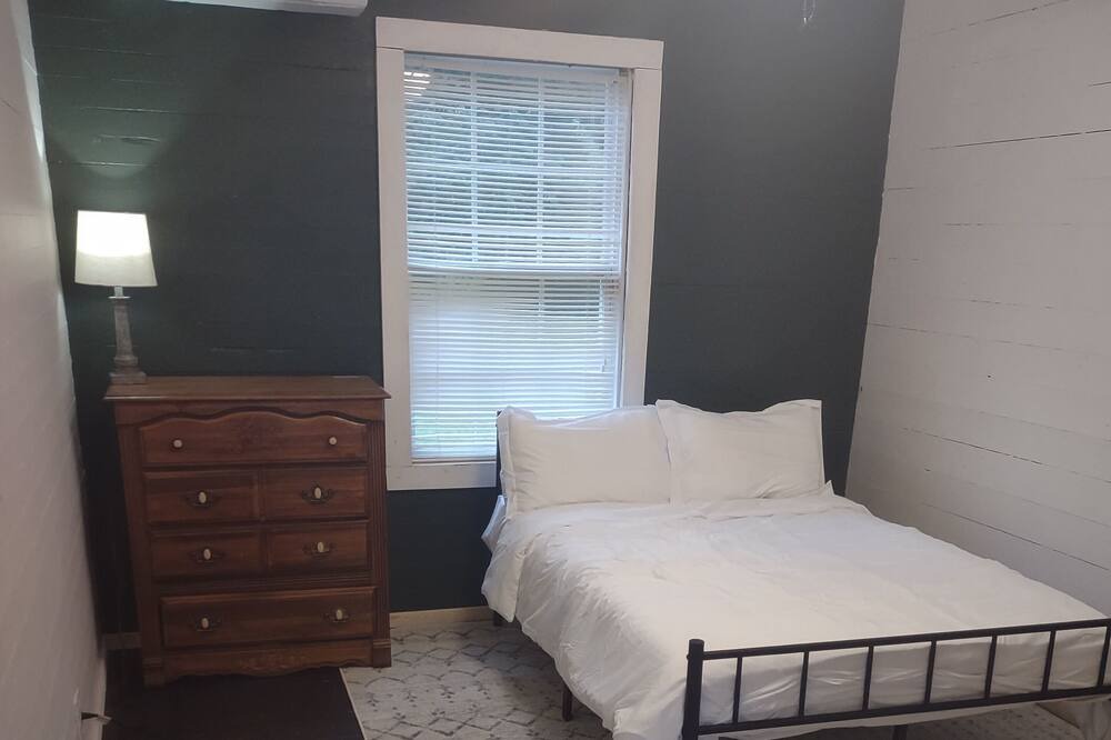 Photo of Bedroom in Batesburg