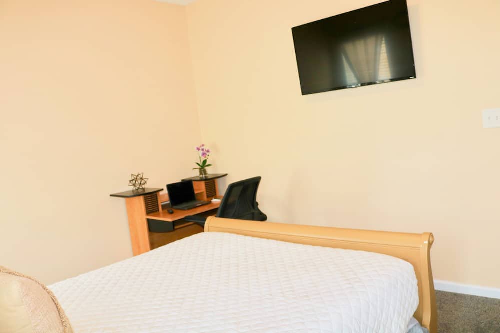 Photo of Bedroom in South View