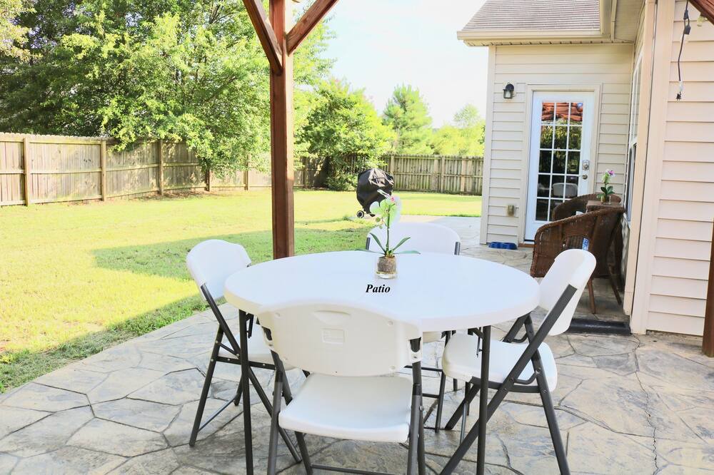 Photo of Outdoor in South View
