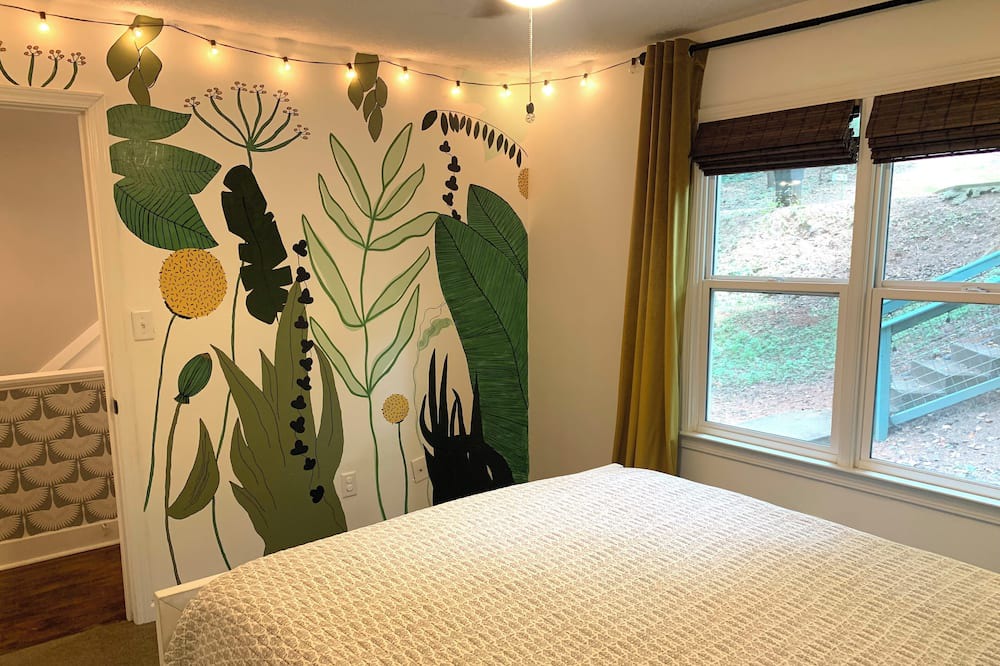 Photo of Bedroom in Watkinsville