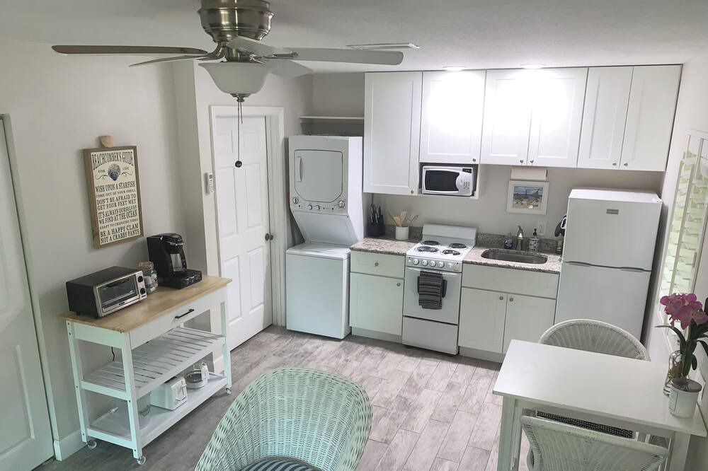 Photo of Kitchen in Melbourne Beach