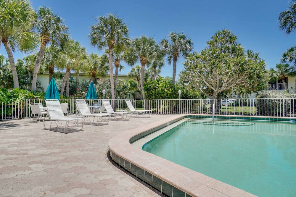 Photo of Outdoor in Whitney Beach