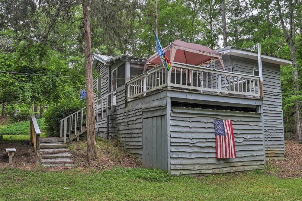 Photo of Others in Lowndesville