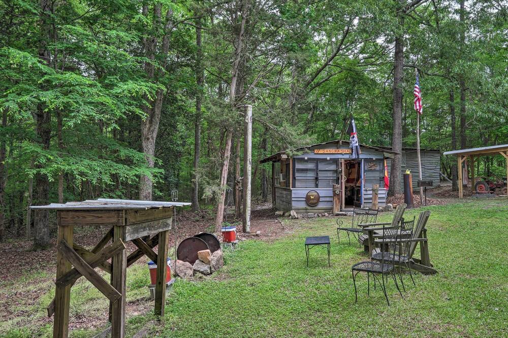 Photo of Others in Lowndesville