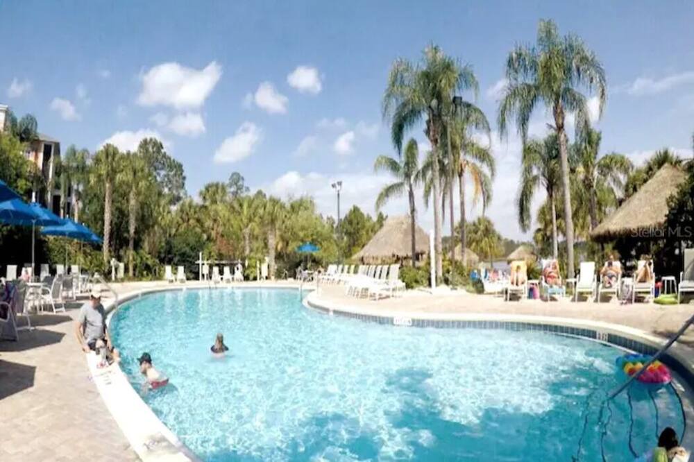 Photo of Outdoor in Hillcrest Estates