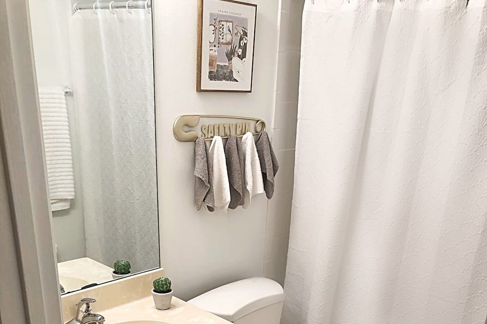 Photo of Bathroom in Port Saint Lucie