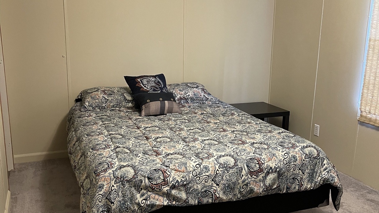 Photo of Bedroom in Cross