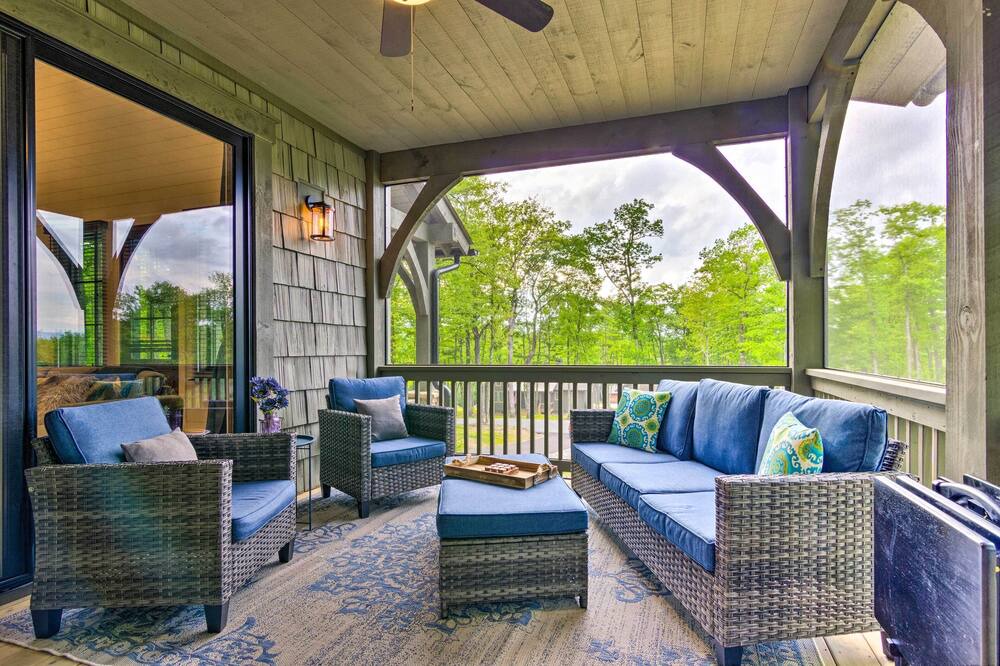 Photo of Outdoor in Glenville